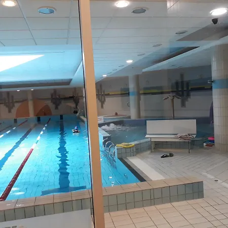 Hostel Airport Hostel Olympic Swimming Pool